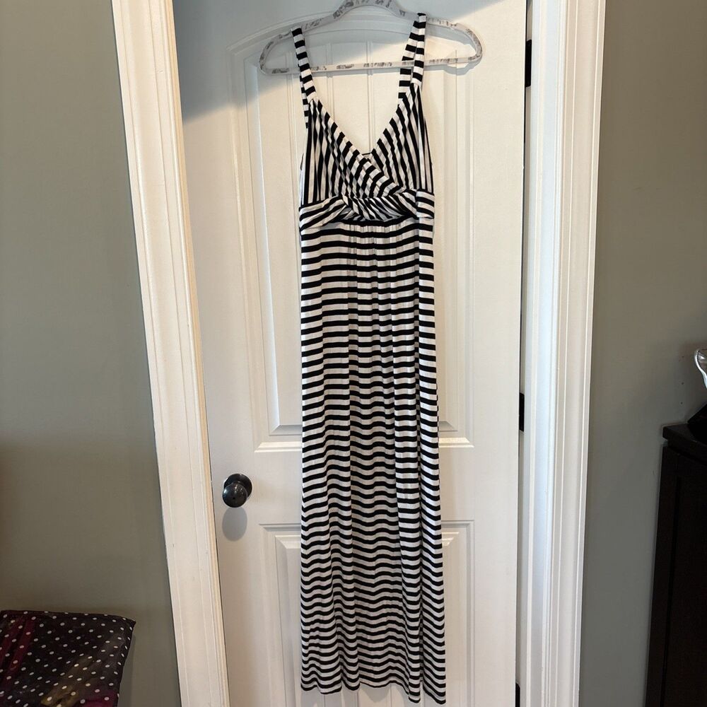 Boston Proper Black & White Sleeveless Striped Maxi Dress- M